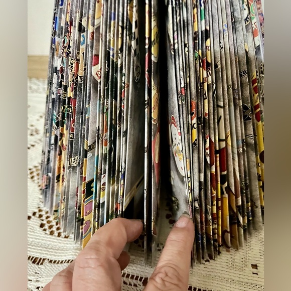 Handmade Folded Magazine Christmas Tree - Book Folding Paper Folding Origami - Picture 4 of 4